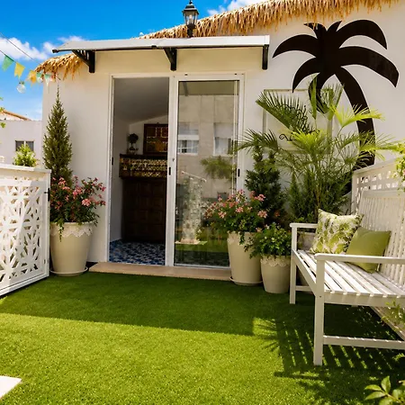 Centro Castillo By Roccos Retreats With Private Terrace